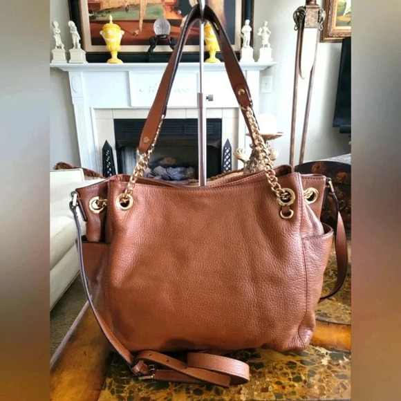 Michael Kors Hamilton w/crossbody strap - Picture 1 of 9